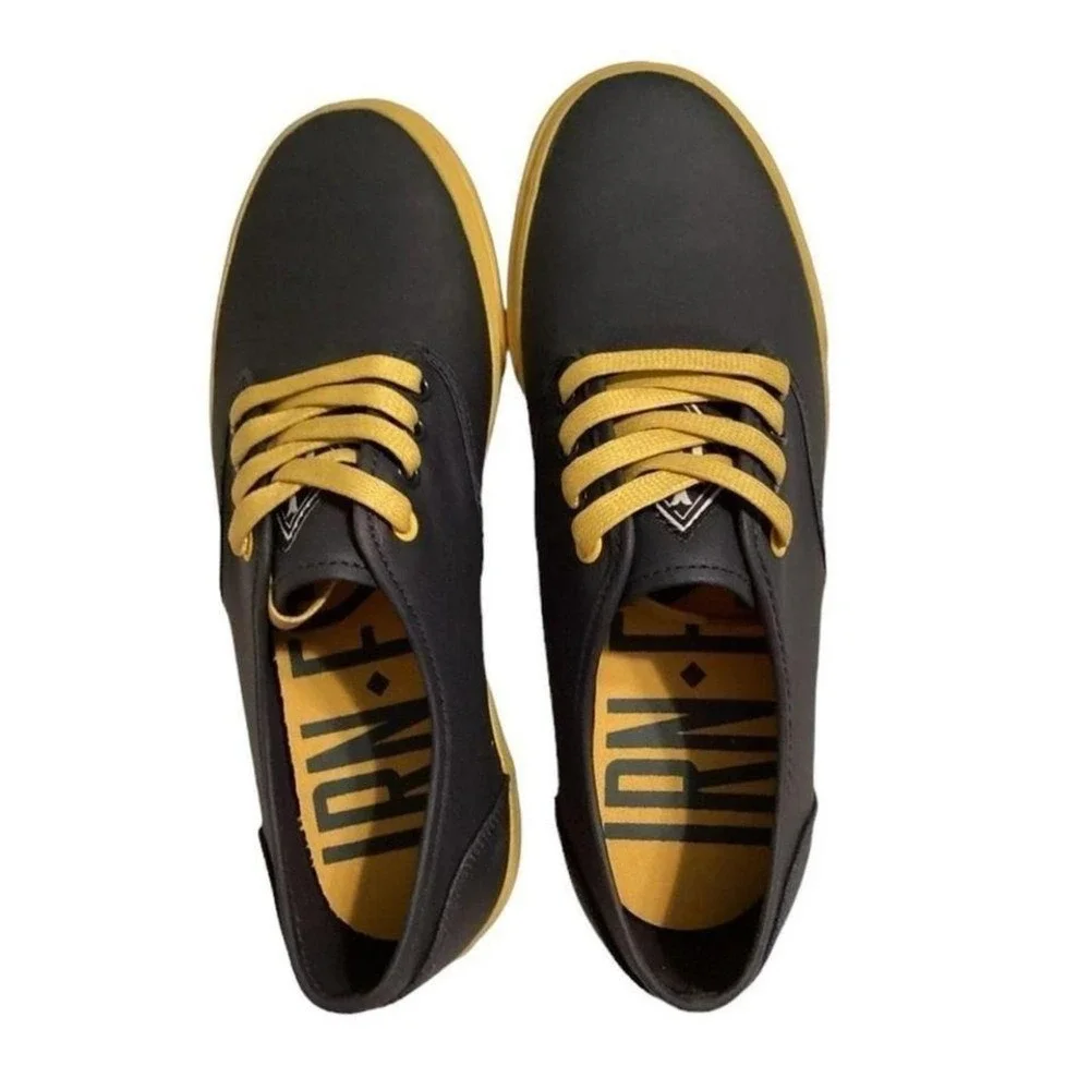 NWT Iron Fist Iron Fist The Winston Navy Blue Gold Waxed‎ Canvas Size 7